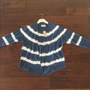 NWT- American Eagle Outfitters Cardigan
